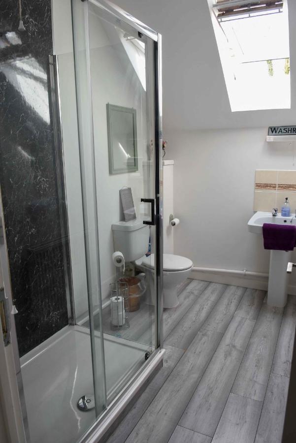Fox Tor Apartment Plymouth Bagian luar foto